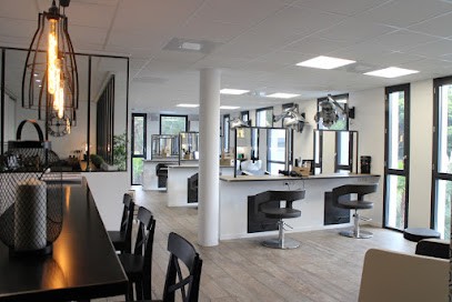 L'Academy Cote Basque, Salon de Coiffure à Biarritz
