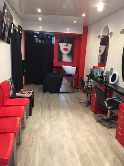 Anissa Coiffure, Salon de Coiffure à Luzarches