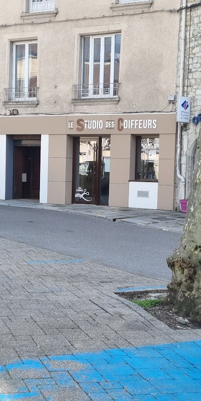 Le Studio Des Coiffeurs, Salon de Coiffure à Poligny