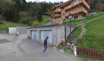 Barbon Corinne, Coiffeur à Domicile à Aussois