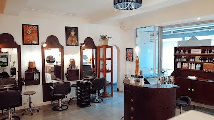 Maison B Coiffure, Salon de Coiffure à Piégut-Pluviers