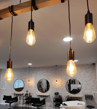 Le Salon, Salon de Coiffure à La Grand-Croix