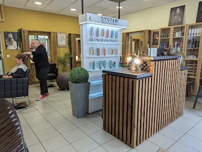 Axelle B. Coiffeur Coloriste, Salon de Coiffure à Salon-de-Provence