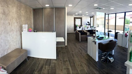 JUSTIN’HAIR COIFFURE, Salon de Coiffure à Carros