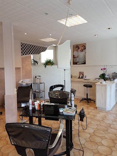 Harmony Coiffure, Salon de Coiffure à Terrasson-Lavilledieu