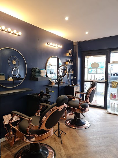 The Barber Cosy, Salon de Coiffure à Suresnes