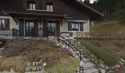 Bioty Coiff, Coiffeur à Domicile à La Cluse-et-Mijoux