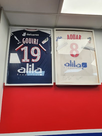 COIFFURE HOMME ARIANA By VIZYRTIME, Salon de Coiffure à Décines-Charpieu