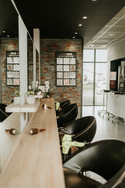 PAUL Thomas COIFFEUR COLORISTE VEGETAL, Salon de Coiffure à Pont-du-Château