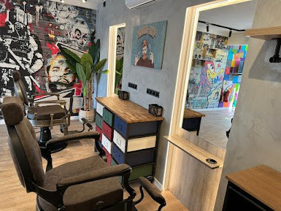 Capelli Barber, Barbier à Puget-sur-Argens