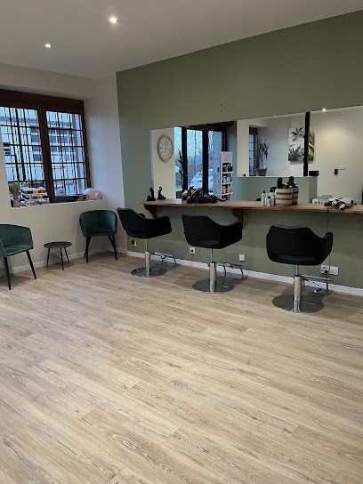 Laura Hair Styliste, Salon de Coiffure à Lautrec