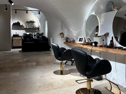 Nuans Coiffeur à Lourmarin