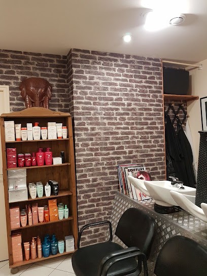 L'Hair Du Temps, Salon de Coiffure à Neauphle-le-Château