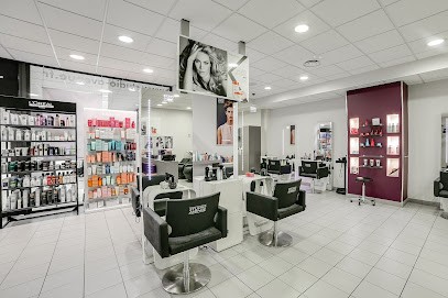 Studio Avenue Villeneuve-Loubet, Salon de Coiffure à Villeneuve-Loubet