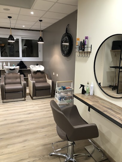 Créa tif, Salon de Coiffure à Mesnils-sur-Iton