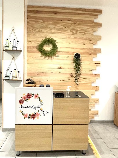 Changer D'hair By Elodie, Salon de Coiffure à Manzat