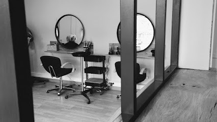 Le Salon De Mademoiselle M, Salon de Coiffure à Riom