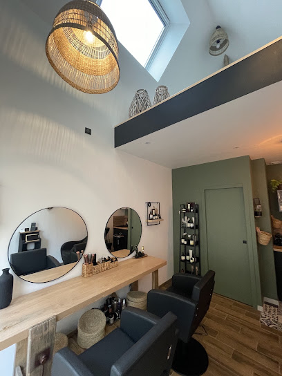 L'atypik D'alex Coiffeur à Chablis