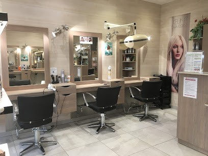 Bulles De Shampooing, Salon de Coiffure à Plaisir