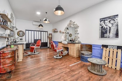 Dol'barbershop, Barbier à Dole