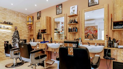 Coiffeur Homme Barbier Barb'R Shop, Salon de Coiffure à Saint-Martin-du-Var