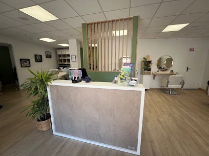 L&J Coiffure, Salon de Coiffure à Saint-Yrieix-la-Perche