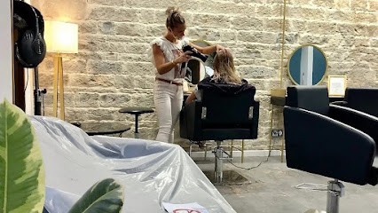 Camille Sammut L' Adresse Coiffure, Salon de Coiffure à Nîmes