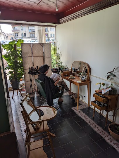 La Nouvelle Vague, Salon de Coiffure à Évian-les-Bains