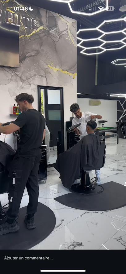 Black & White Coiffeur à Béziers