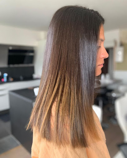 Silma Coiffeuse À Domicile Coiffeur à Mandelieu-la-Napoule