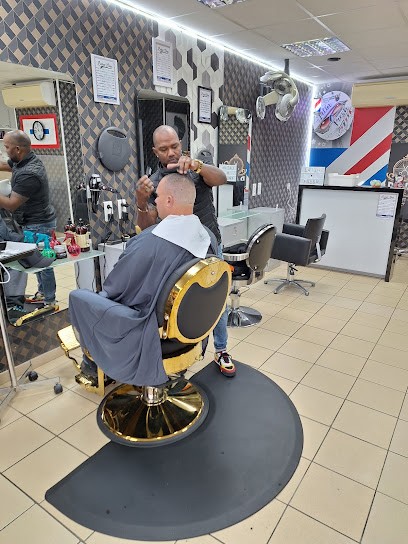 Latín Fresh Barbershop, Salon de Coiffure à Anglet