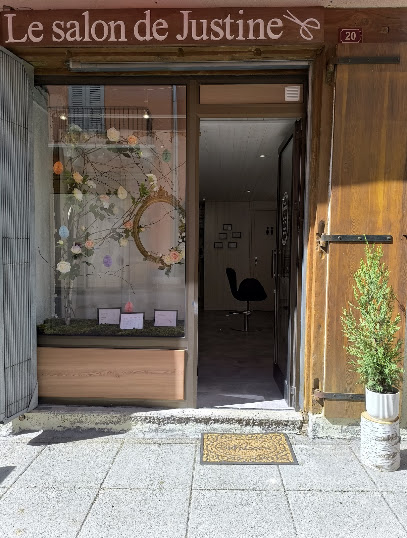 Le Salon De Justine Coiffeur à Jausiers