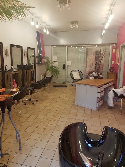 Angèle Meriaux Prestige, Salon de Coiffure à Maing