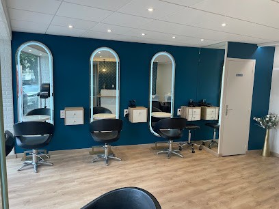 Attitude Coiffure, Salon de Coiffure à Dax