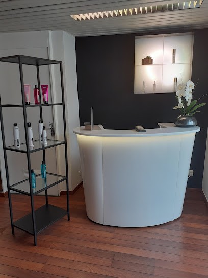 Nadine Coiffure, Salon de Coiffure au Relecq-Kerhuon