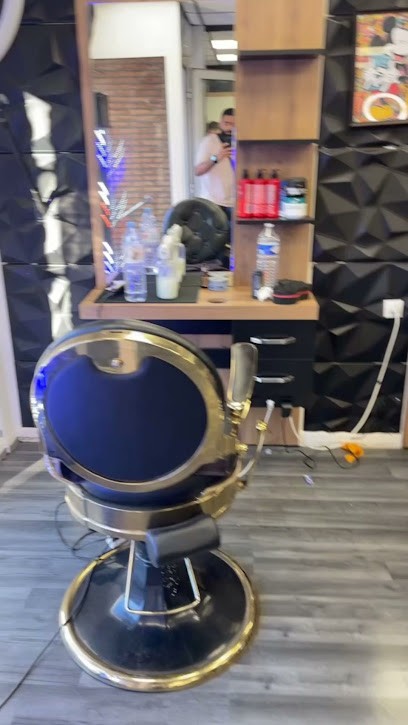 CB4 barber, Barbier à Noyelles-sous-Lens