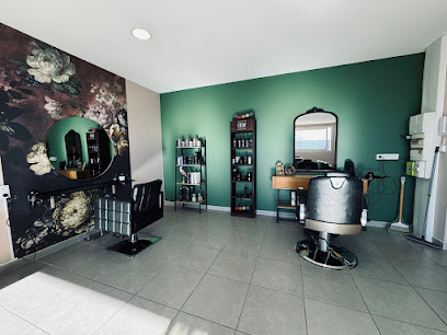 Le Salon Beautiful Trauma Coiffeur à Cuxac-d'Aude
