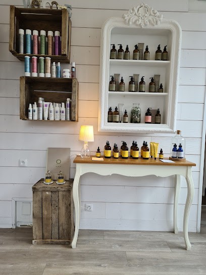 Le Salon D'Isis, Salon de Coiffure à Segré-en-Anjou Bleu