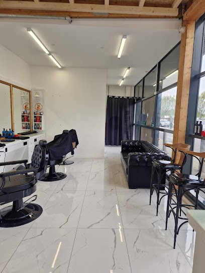 Saydo Coiffure/Barber Lugrin, Salon de Coiffure à Lugrin