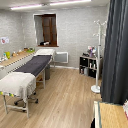 Les Fees Beauté, Salon de Coiffure à Montricoux