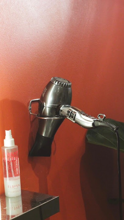 Essential Hair Coiffure, Salon de Coiffure à Val-d'Isère