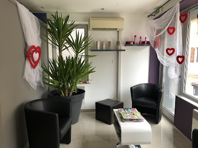 Les Ciseaux De La Planche, Salon de Coiffure à Plancher-les-Mines