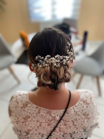 Les ciseaux de Mélanie, Coiffeur à Domicile à Jussy