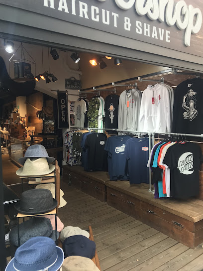 Barbershop Concept Store, Barbier à Grimaud