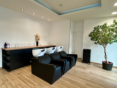 Salon Bloom. Coiffeur à Annecy