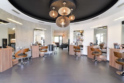 CJ Coiffure, Salon de Coiffure à Marly