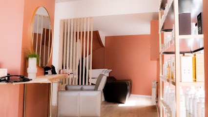 Beauty By S, Salon de Coiffure à Villeneuve-sur-Yonne