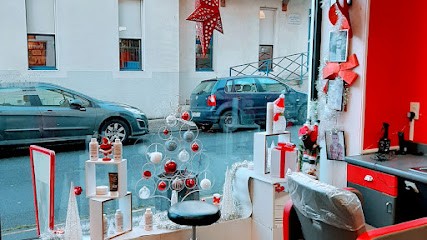 Coif' Karine 9 Rue Gabriel Peri, Salon de Coiffure à Thiviers