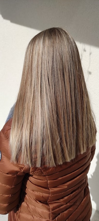 DGcoiff' Coiffeur à Domicile, Coiffeur à Domicile à Saint-Vérand