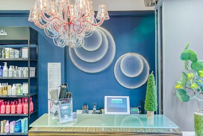 Salon SIGNATURE by Rémy, Salon de Coiffure à Niort